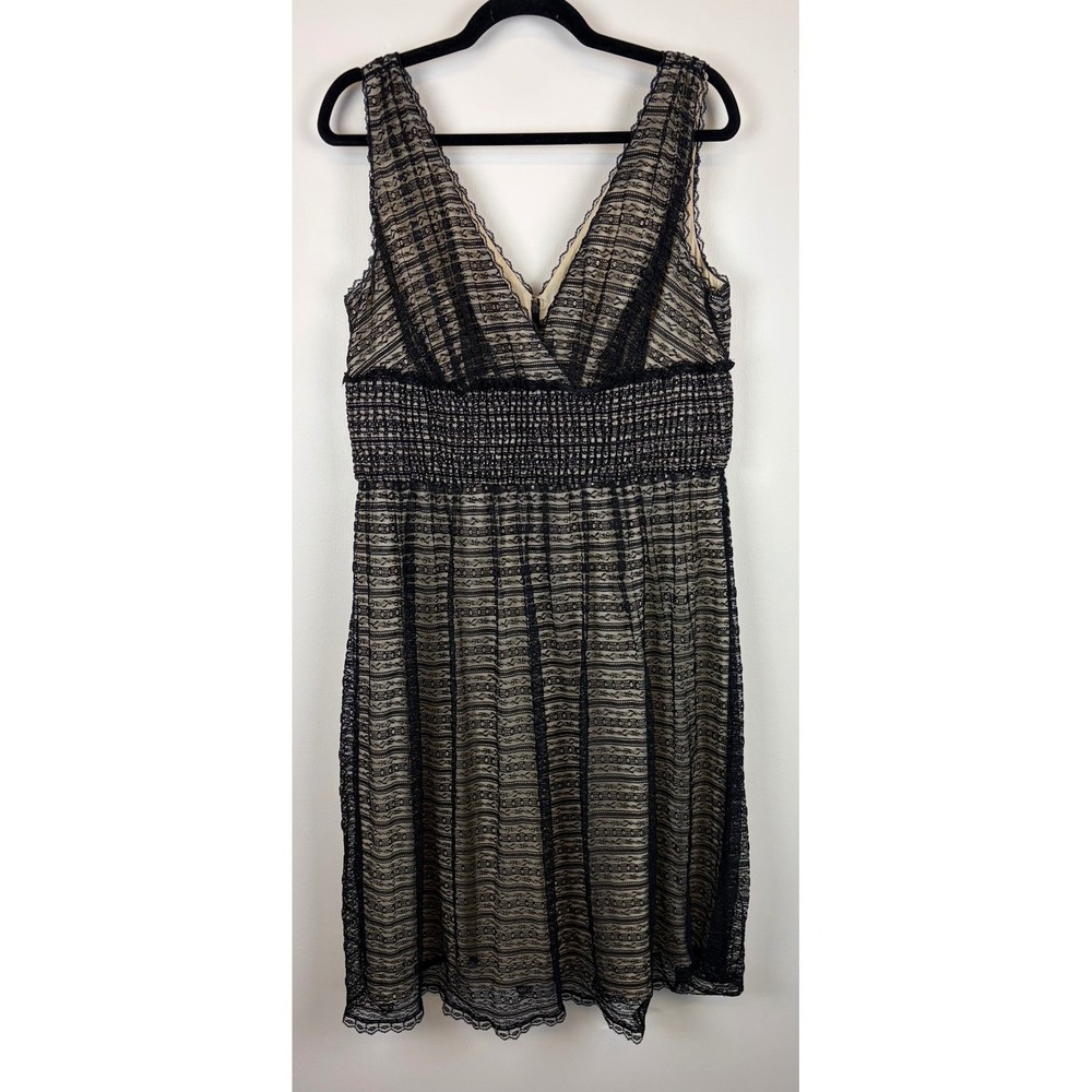 Adrianna Papell Lace Dress 14 Black Tan V-Neck Smocked Waist Babydoll Event Midi